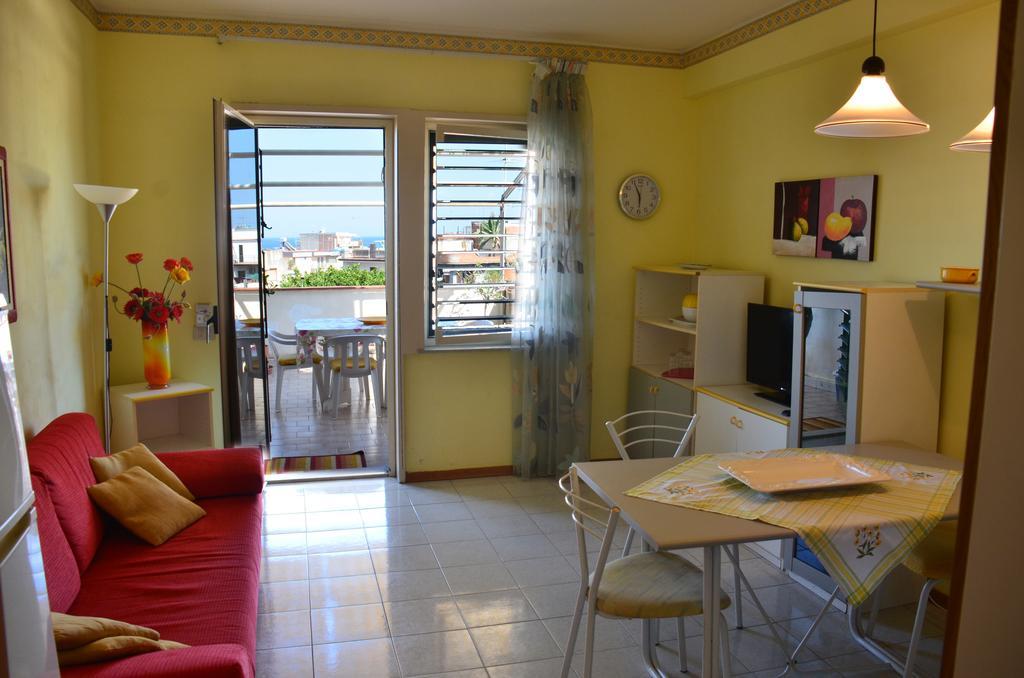 House Naxos *